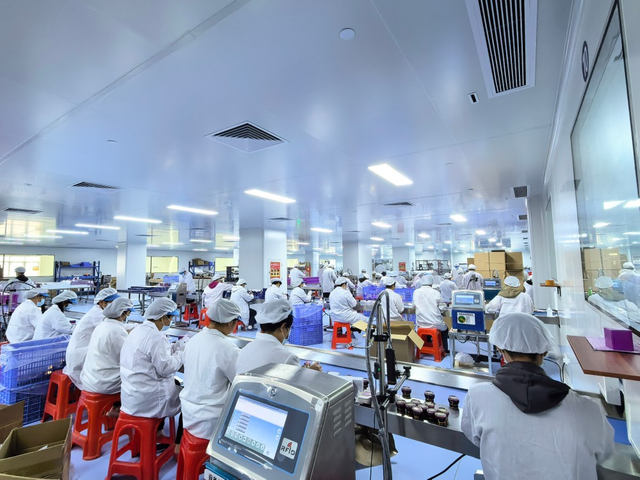 final packing line for face serum and fragrance products