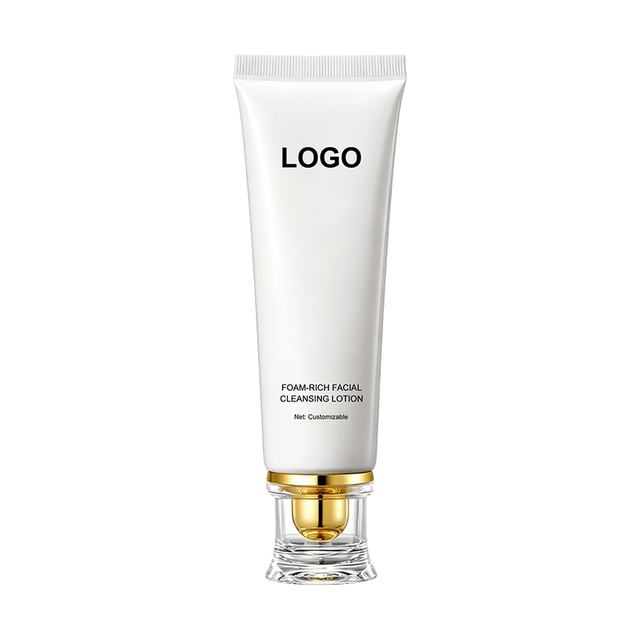 Foam-rich facial cleanser